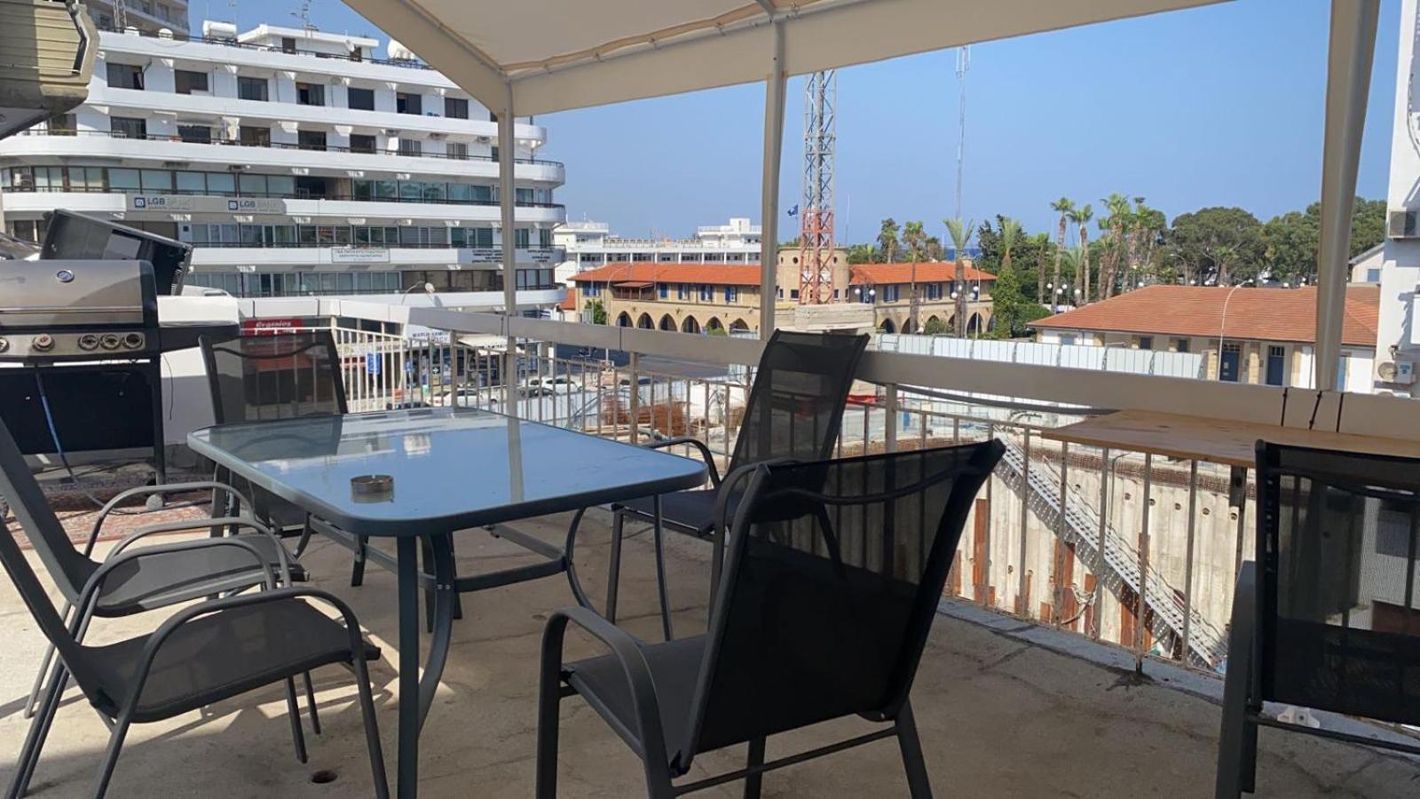 Citycenter Rooms Next To The Beach لارنكا المظهر الخارجي الصورة